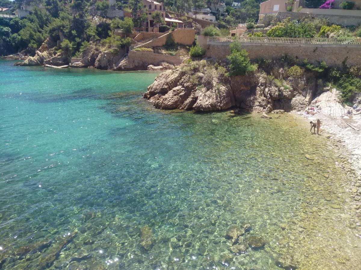 Les Mondes - Appartement Bas De Maison Ensues-la-Redonne Exteriör bild