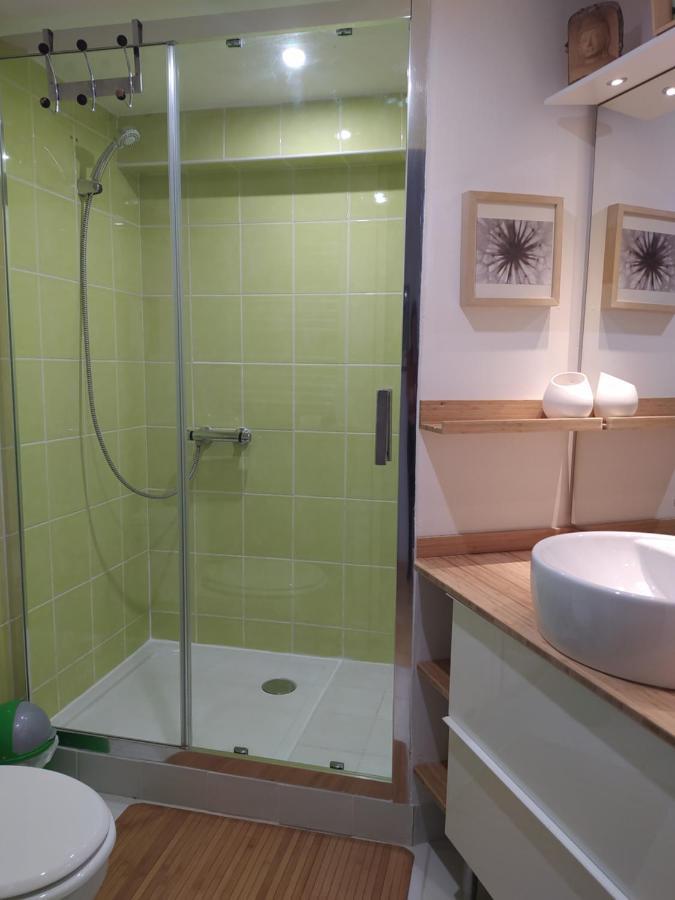 Les Mondes - Appartement Bas De Maison Ensues-la-Redonne Exteriör bild