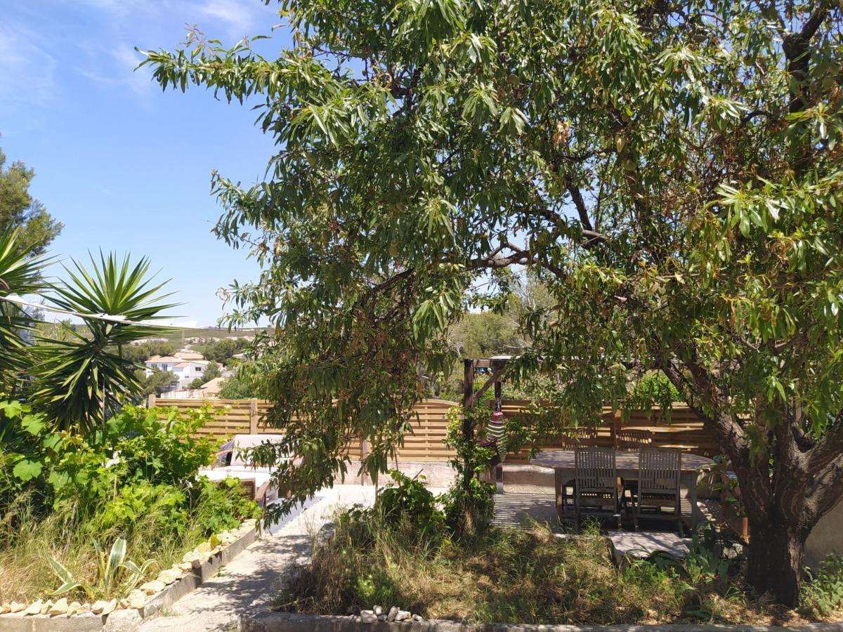 Les Mondes - Appartement Bas De Maison Ensues-la-Redonne Exteriör bild