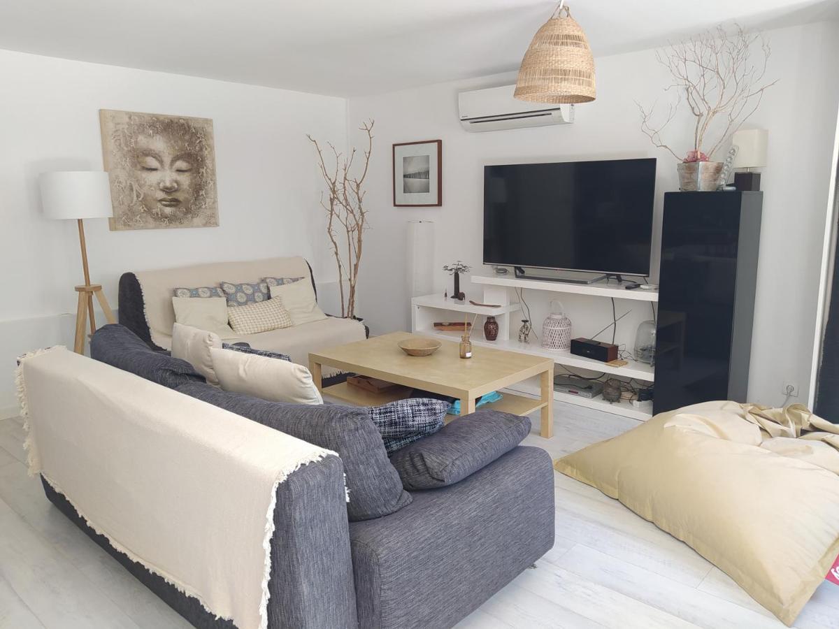 Les Mondes - Appartement Bas De Maison Ensues-la-Redonne Exteriör bild