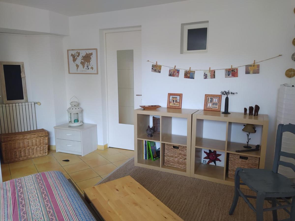 Les Mondes - Appartement Bas De Maison Ensues-la-Redonne Exteriör bild
